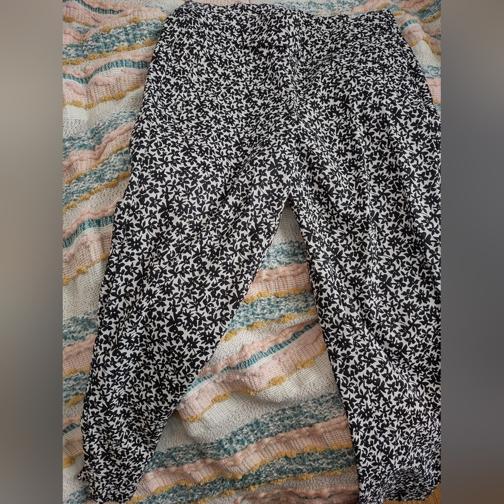 Lane Bryant stretch dress pants. Worn once. In perfect condition. Size 16
